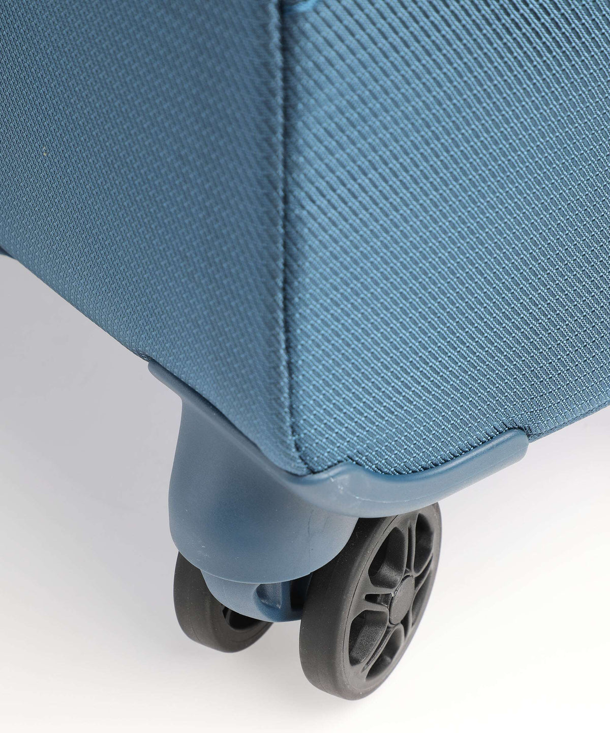 Delsey Paris Montmartre Air 2.0 Slim Line Spinner (4 wheels) blau