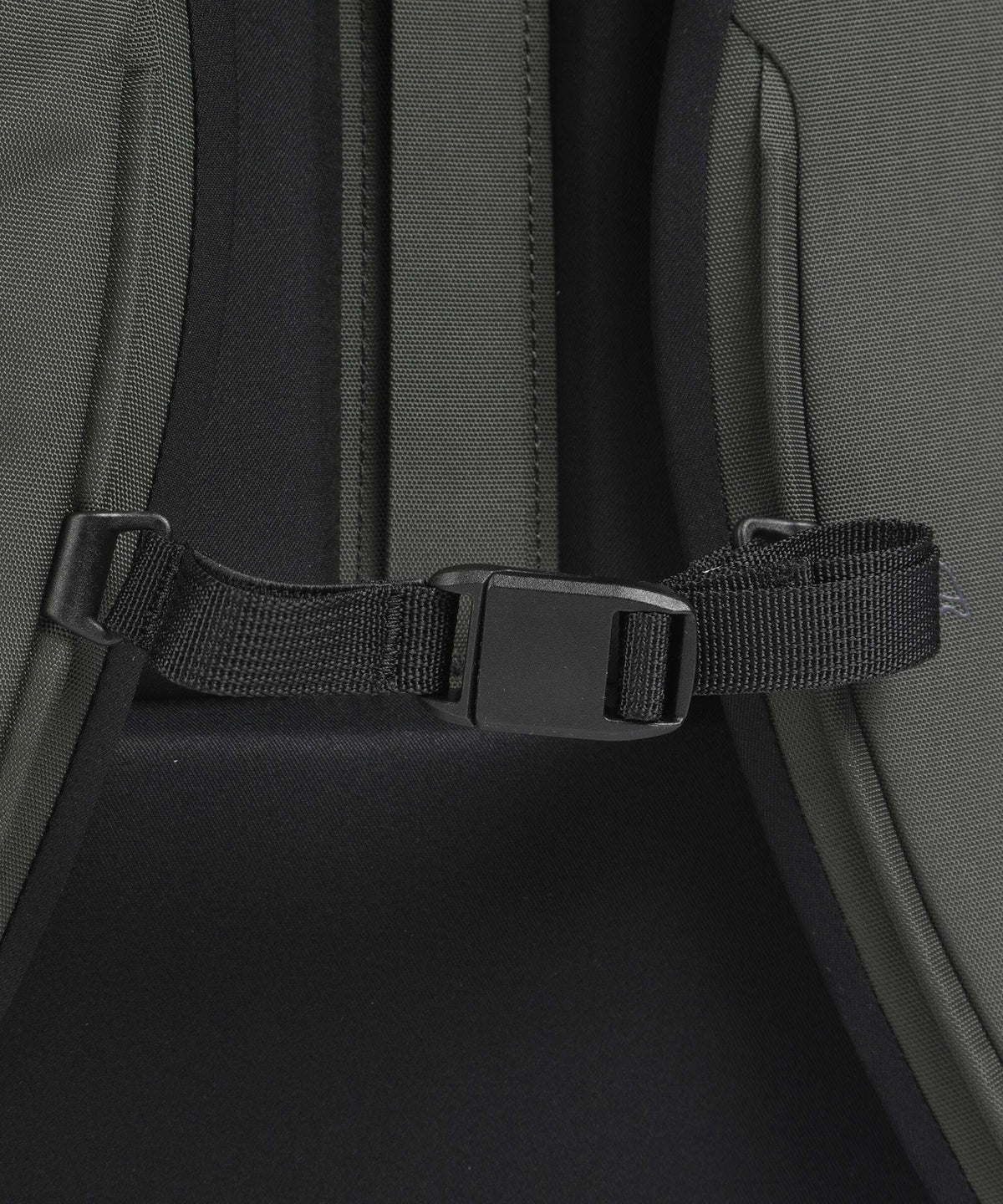 Bellroy Transit 26L Work Backpack olive