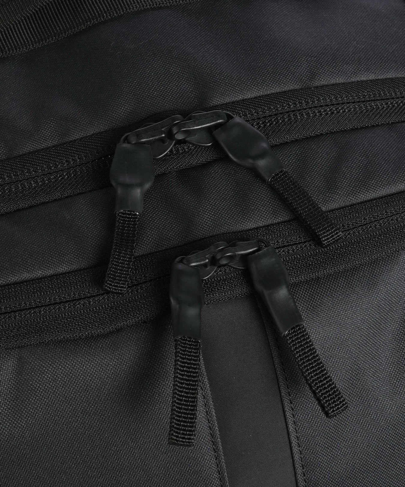 Thule Aion Travel bag with wheels black