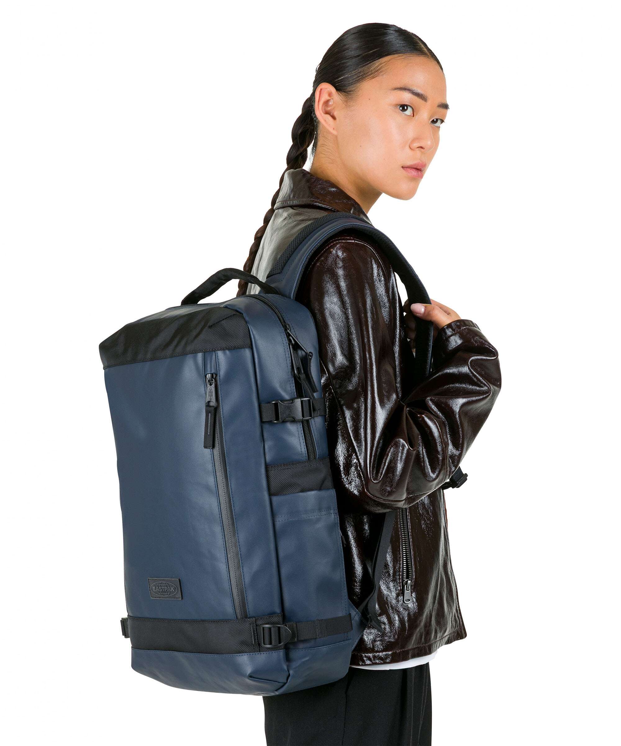Eastpak Tecum Cnnct M Backpack admiral