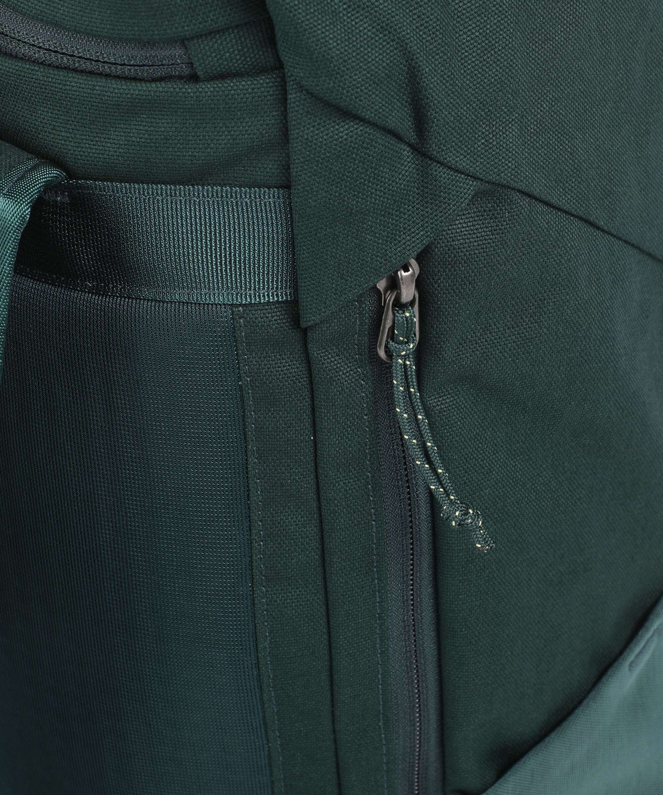 Patagonia Fieldsmith Hiking backpack cascade green