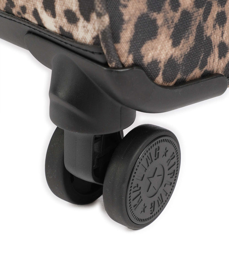 Kipling Basic Spontaneous M Spinner (4 wheels) wild leopard
