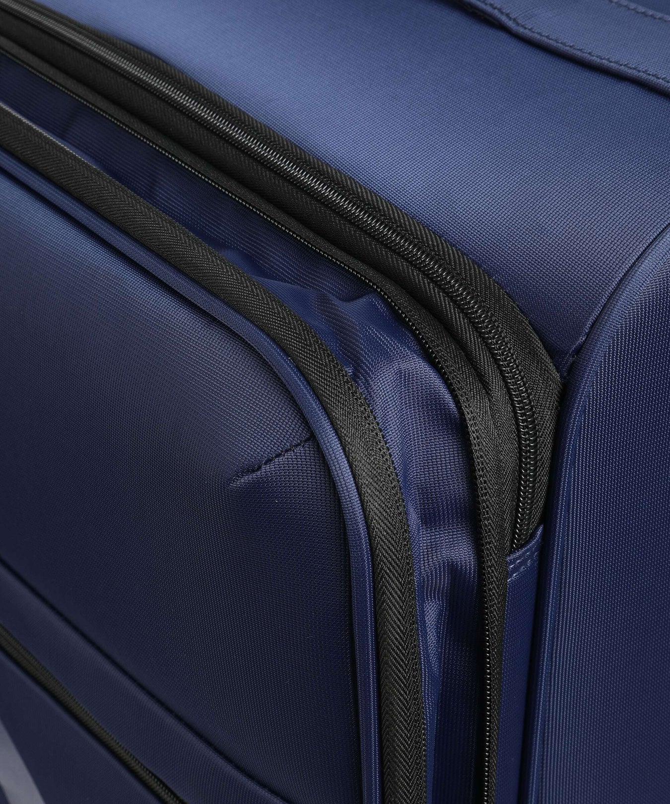 Delsey Paris x United Colors of Benetton CB Spinner (4 wheels) navy