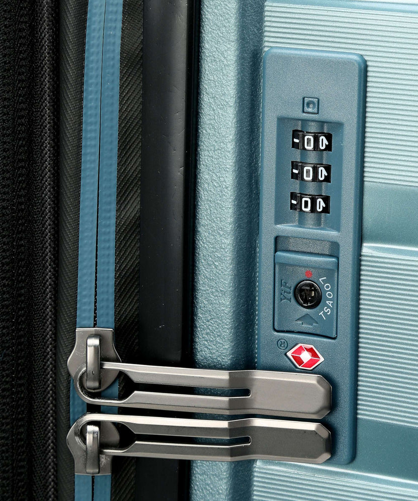 Travelite Air Base Spinner (4 wheels) eisblau