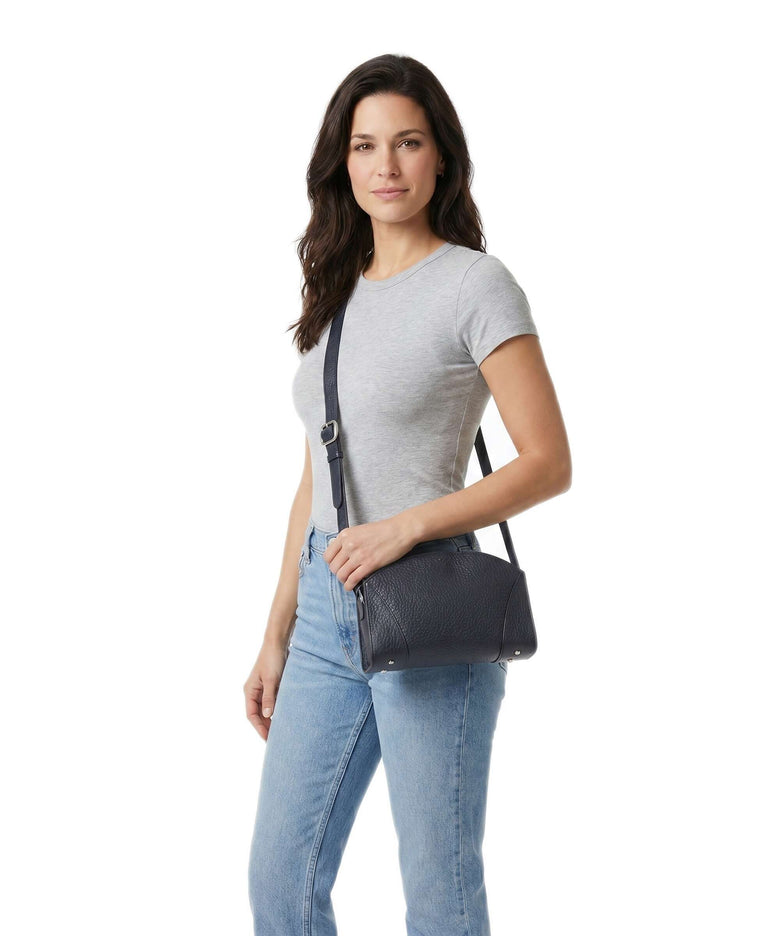 Voi Hirsch Madison Crossbody bag blau