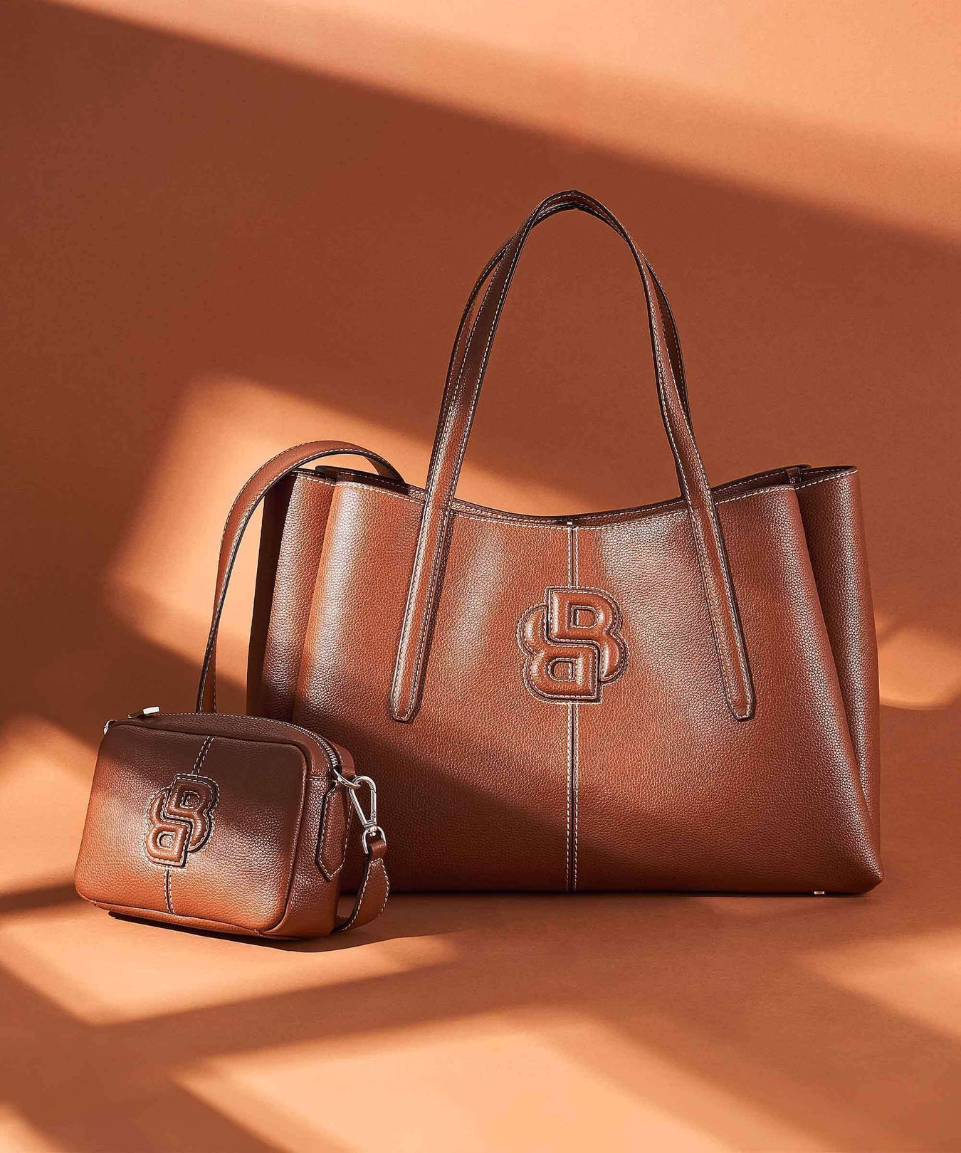 BOSS Anett Crossbody bag medium brown