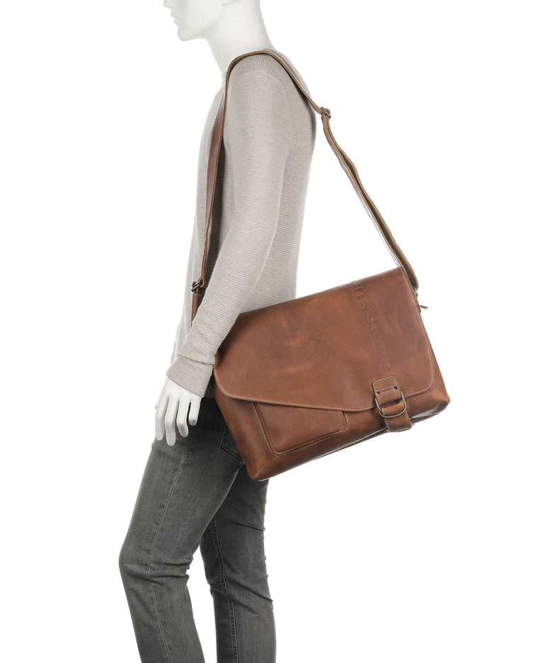 Aunts & Uncles Hunter Big Judd Briefcase vintage tan