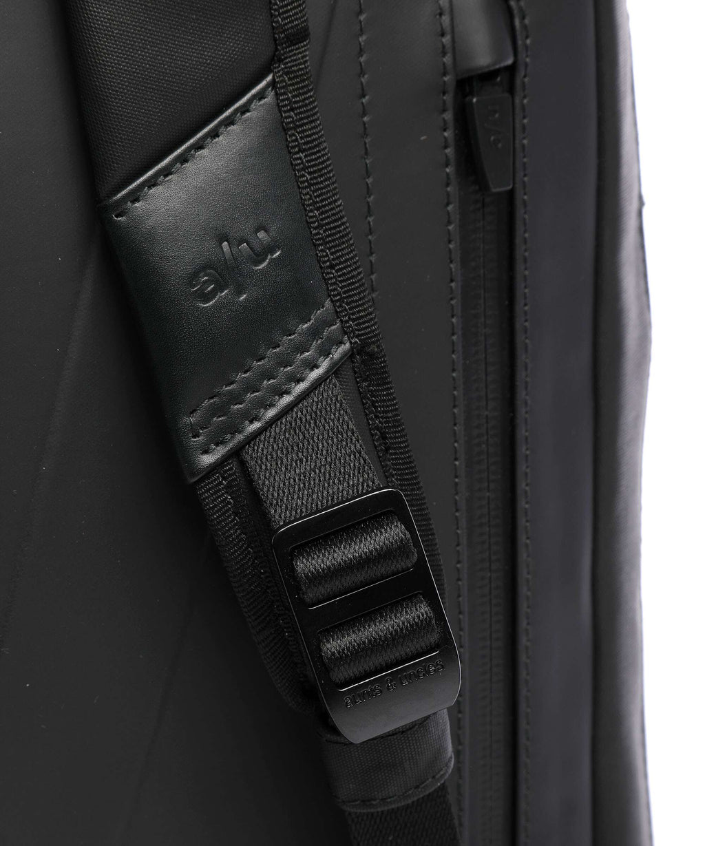 Aunts & Uncles Japan Hamamatsu Backpack black