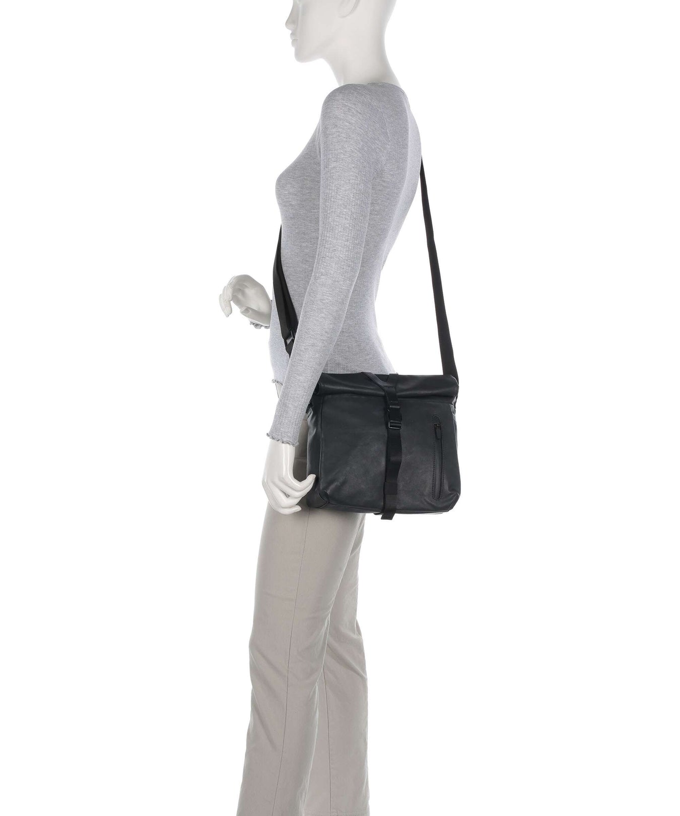 Aunts & Uncles Japan Seki Crossbody bag black