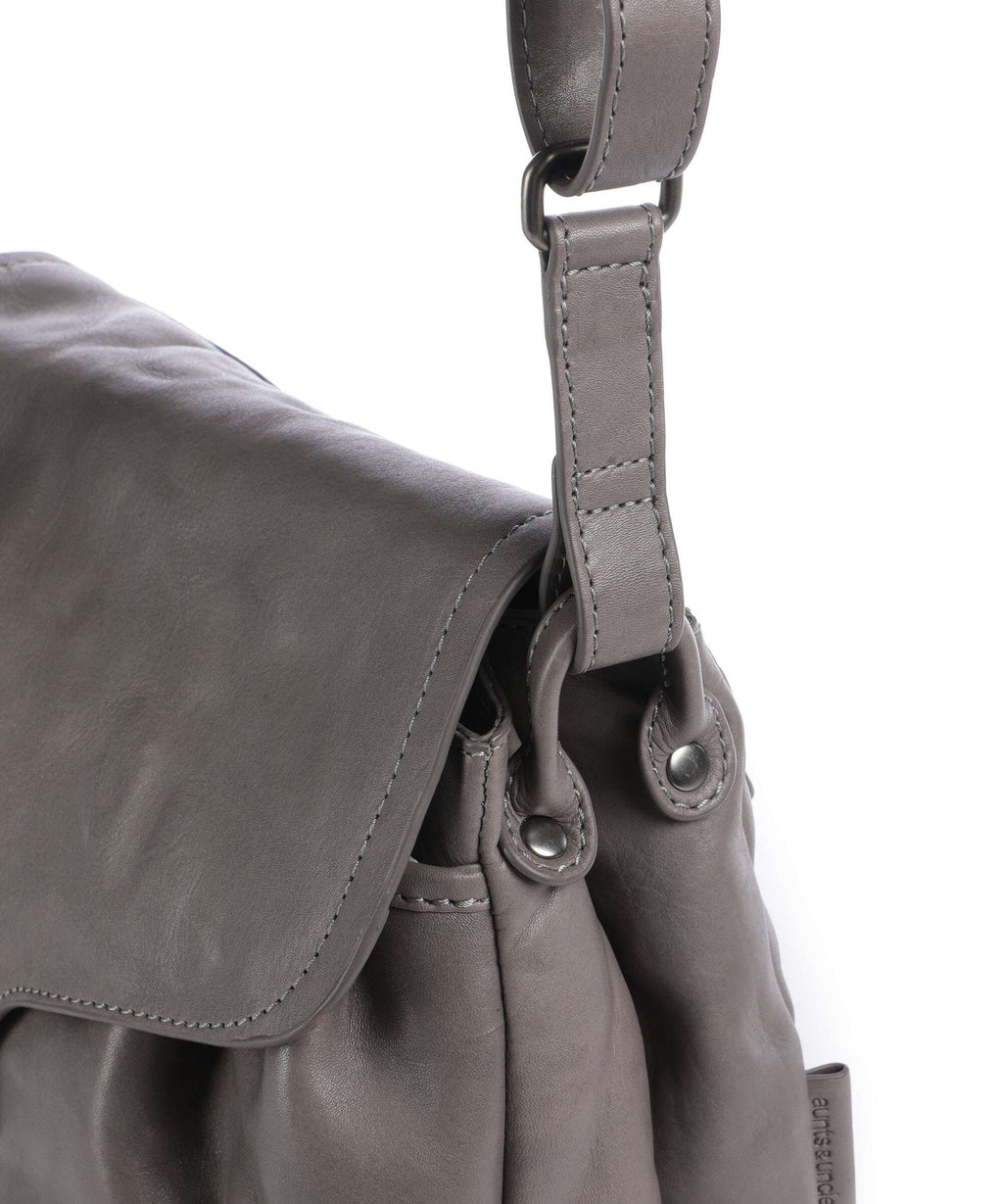 Aunts & Uncles Grandma's Luxury Club Mrs. Pineapple Pie Crossbody bag oyster grey