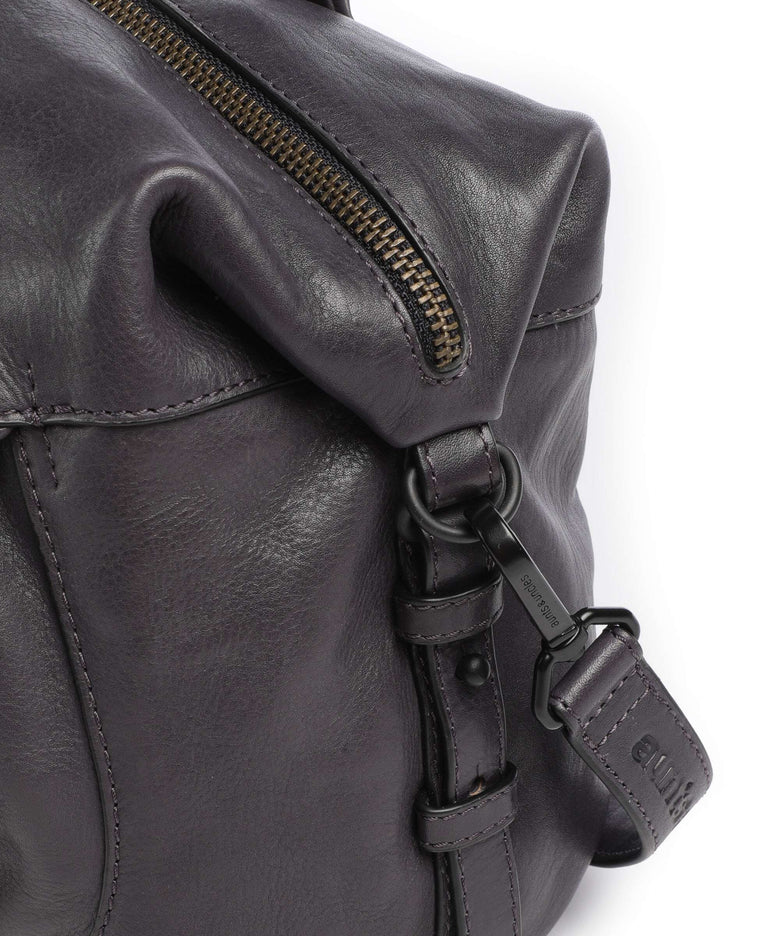 Aunts & Uncles Grandma's Luxury Club Mrs. Churro Shoulder bag velvet