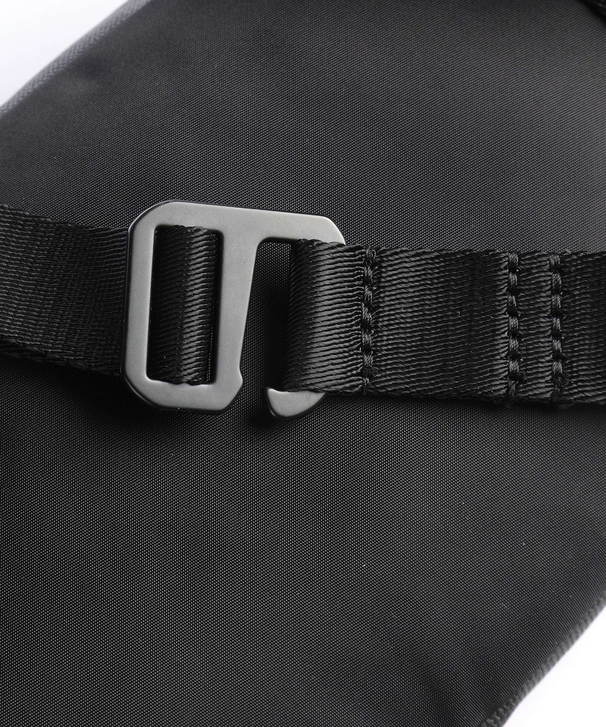 Horizn Studios SoFo M Belt bag all black