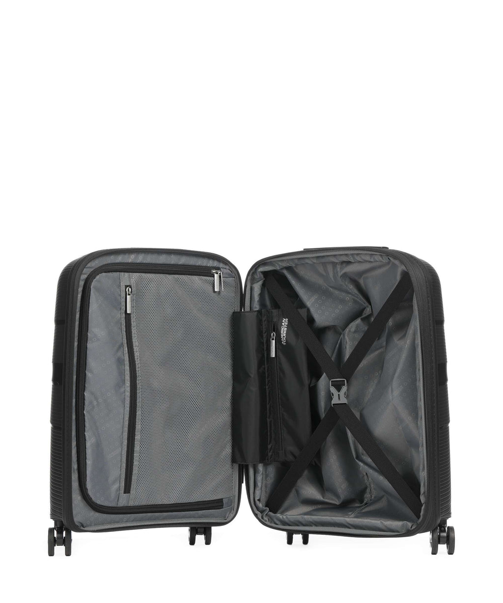 American Tourister Starvibe Spinner (4 wheels) black