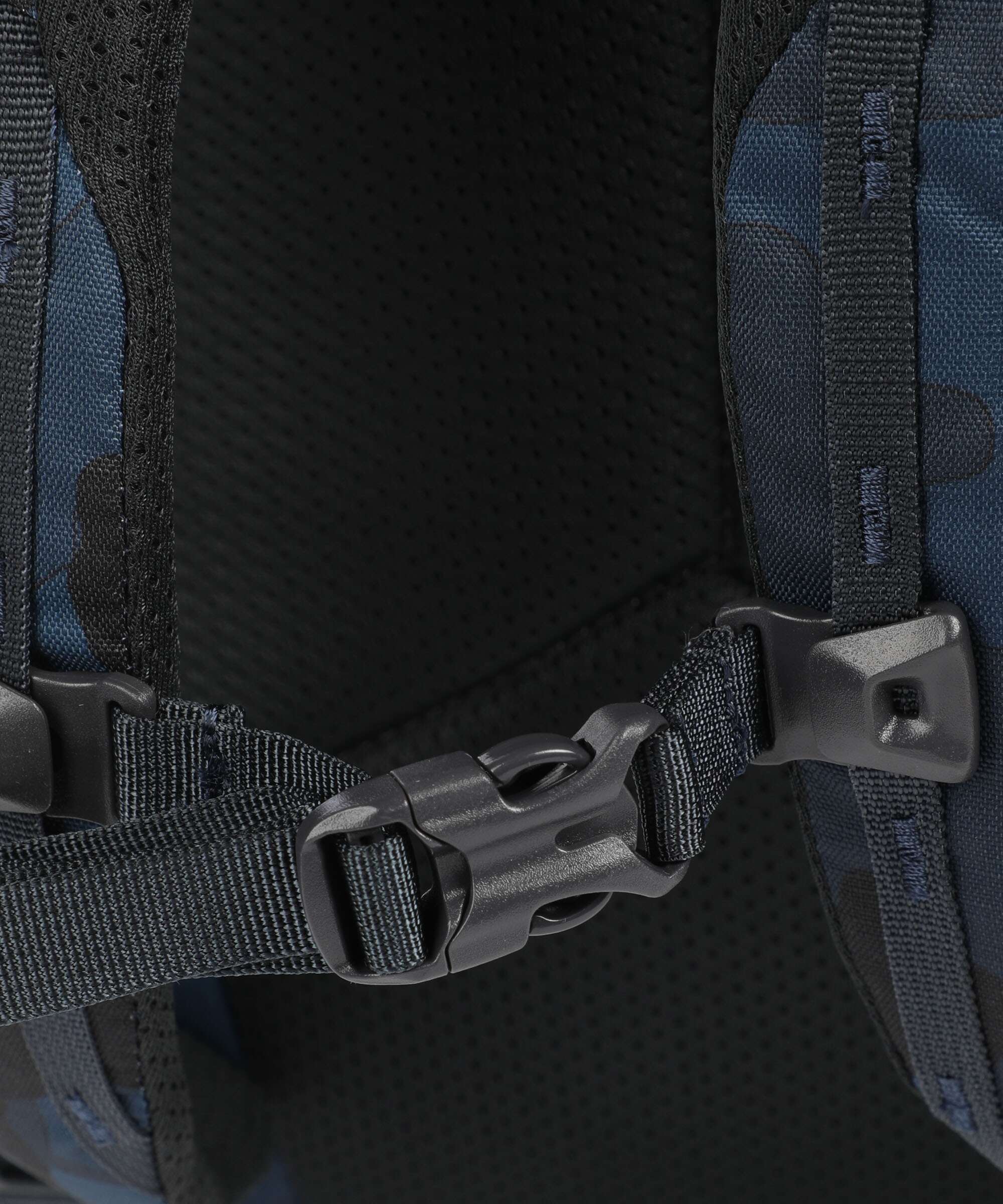 Gregory Retna 25 Backpack dusk camo