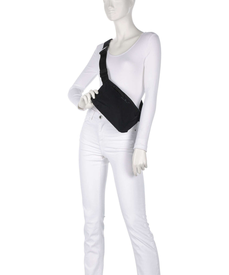 Db Freya L Belt bag black out