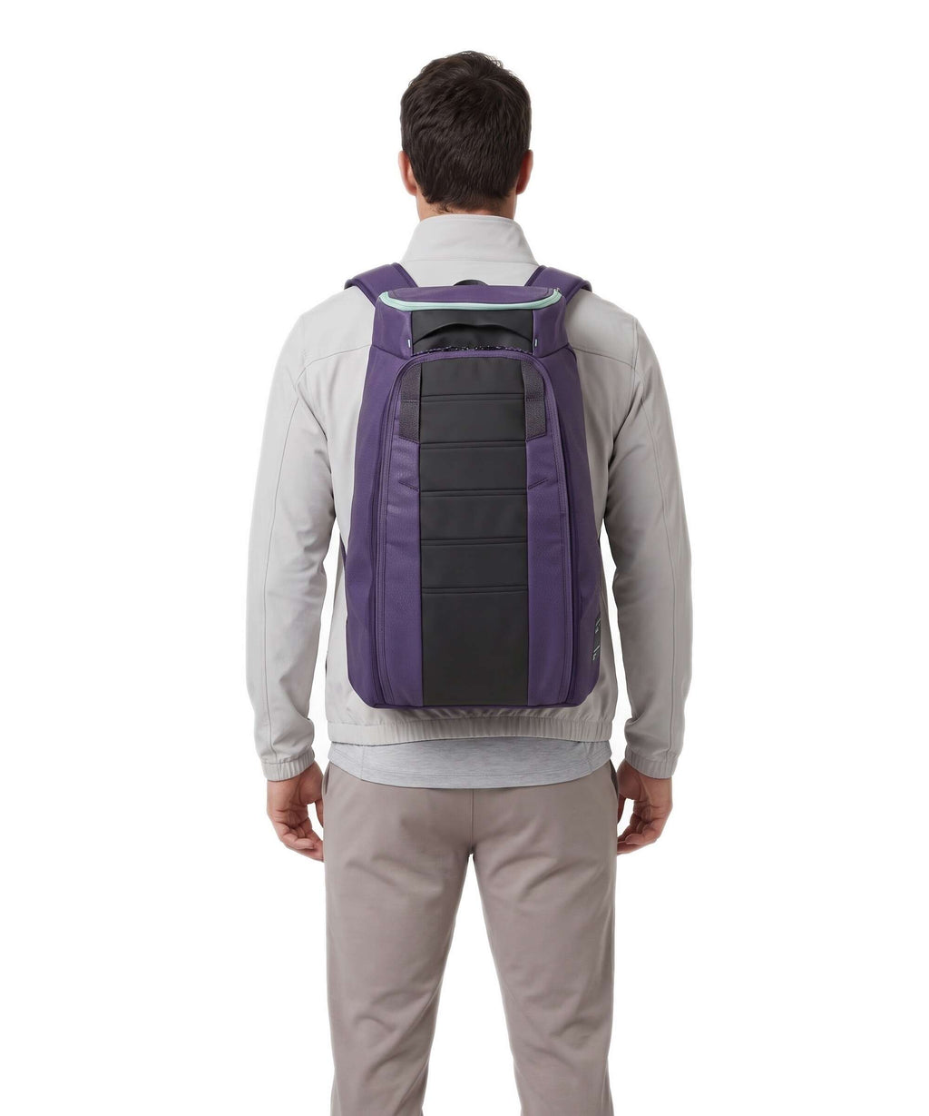 Db Hugger 30 Backpack black purple