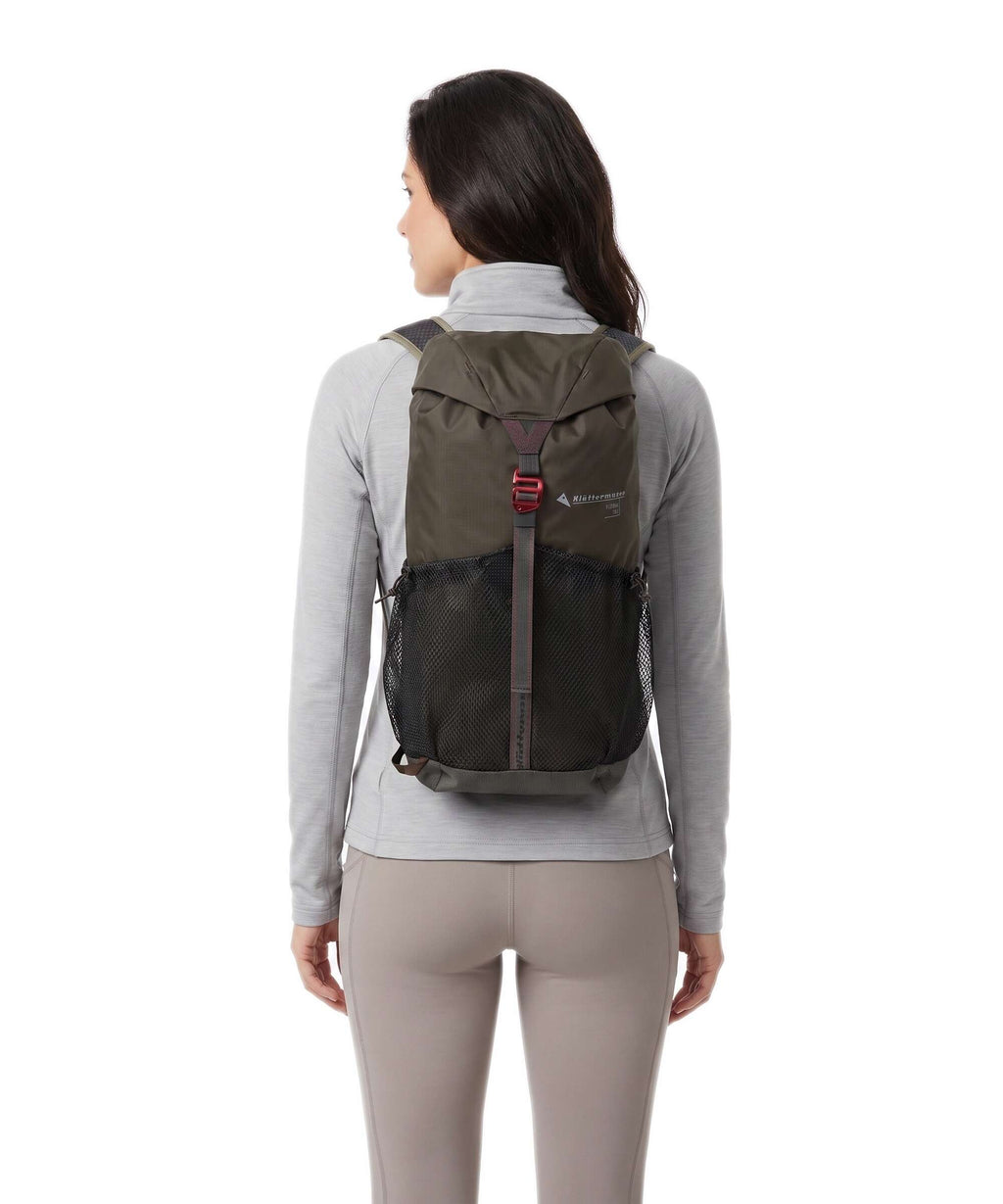 Klättermusen Fjörm 18 Trekking backpack slate brown