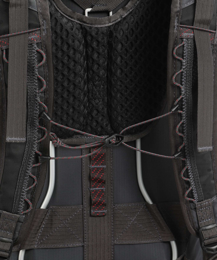 Klättermusen Brimer 32L Hiking backpack raven