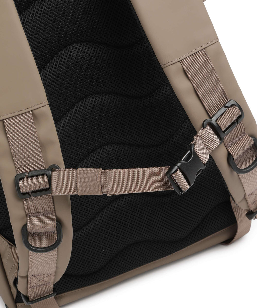 Sandqvist Stream L Rolltop backpack clay