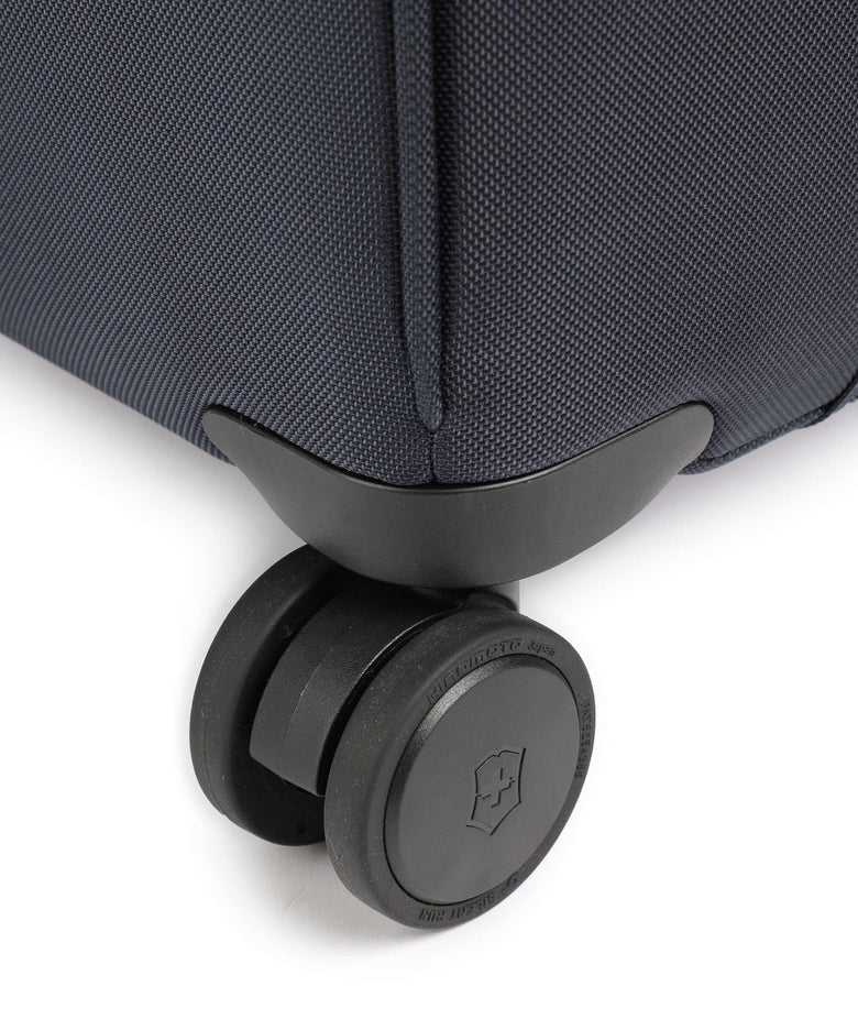 Victorinox Werks Traveler 7.0 FFQ Spinner (4 wheels) navy blue