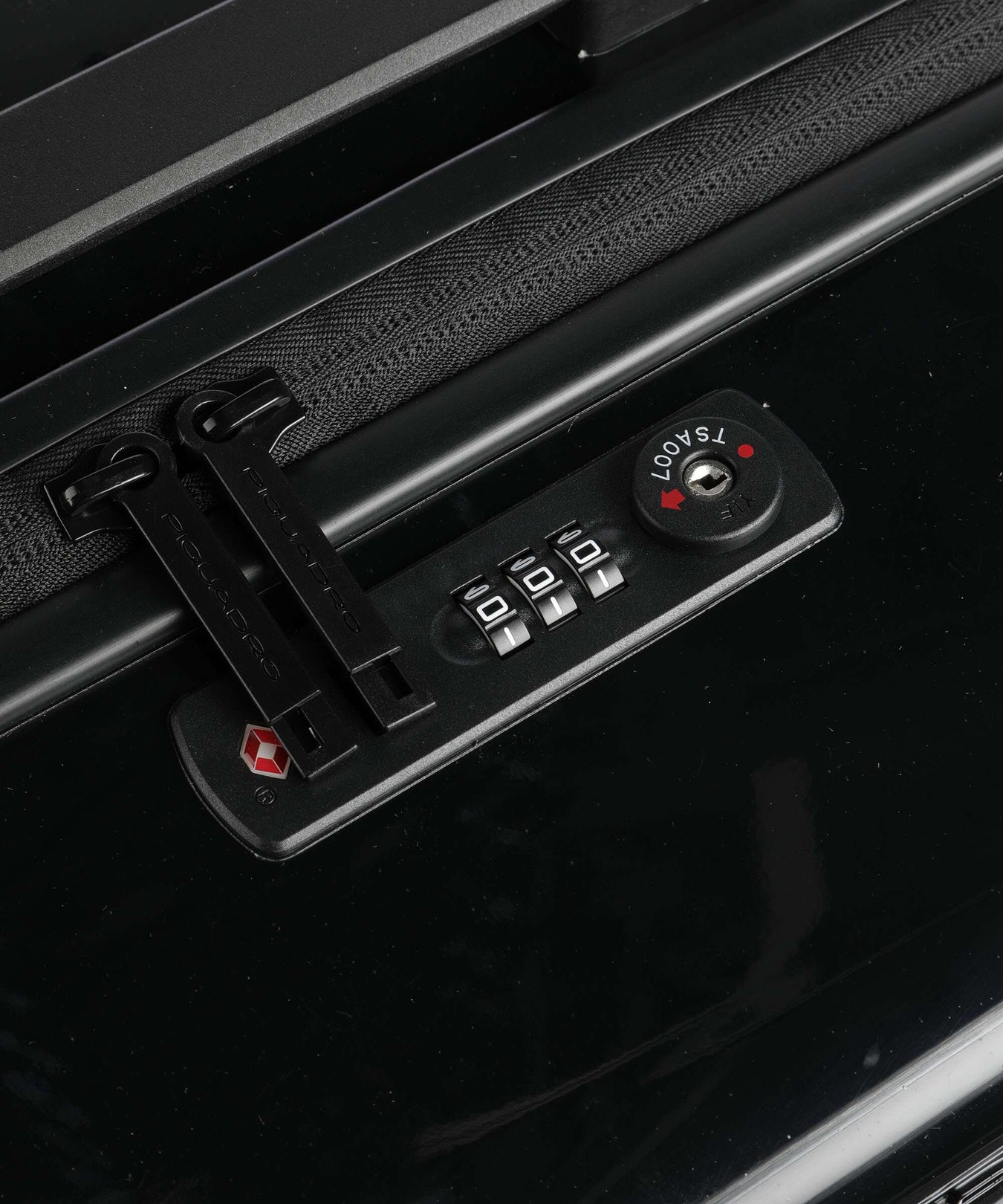 Piquadro SK Spinner (4 wheels) nero