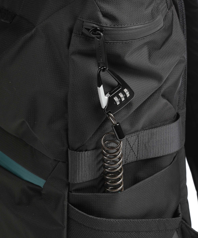 Piquadro CORNER Backpack black