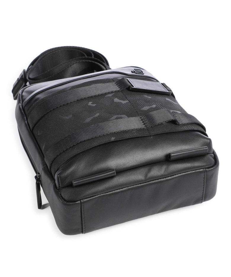 Piquadro FXP Crossbody bag nero