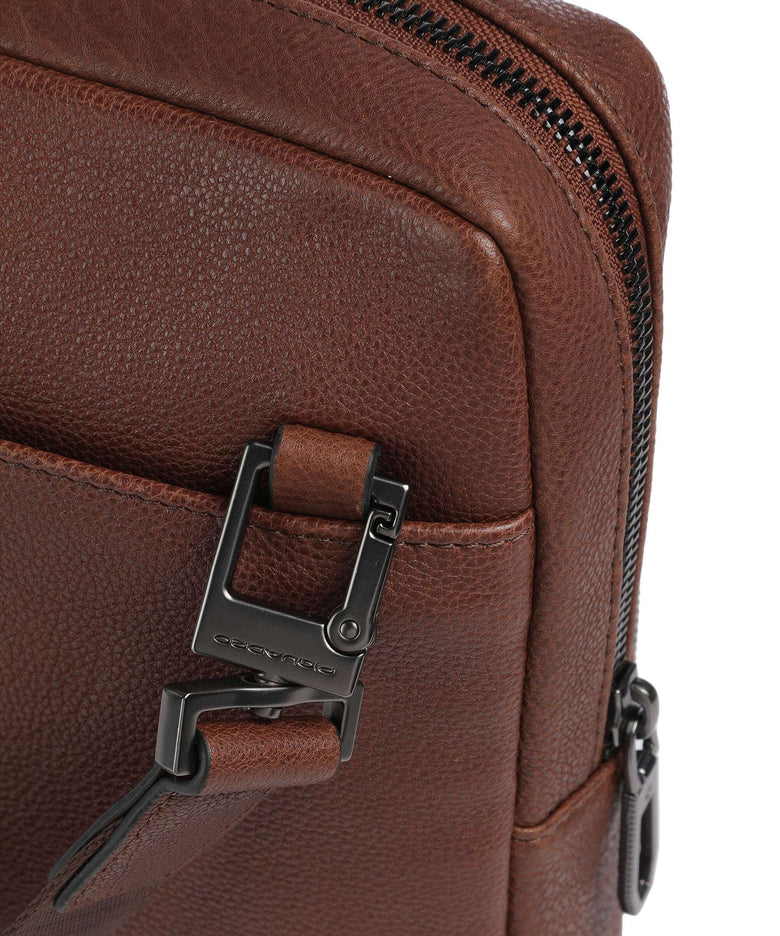 Piquadro S134 Crossbody bag brown
