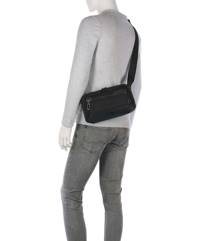 Piquadro W139 Crossbody bag nero