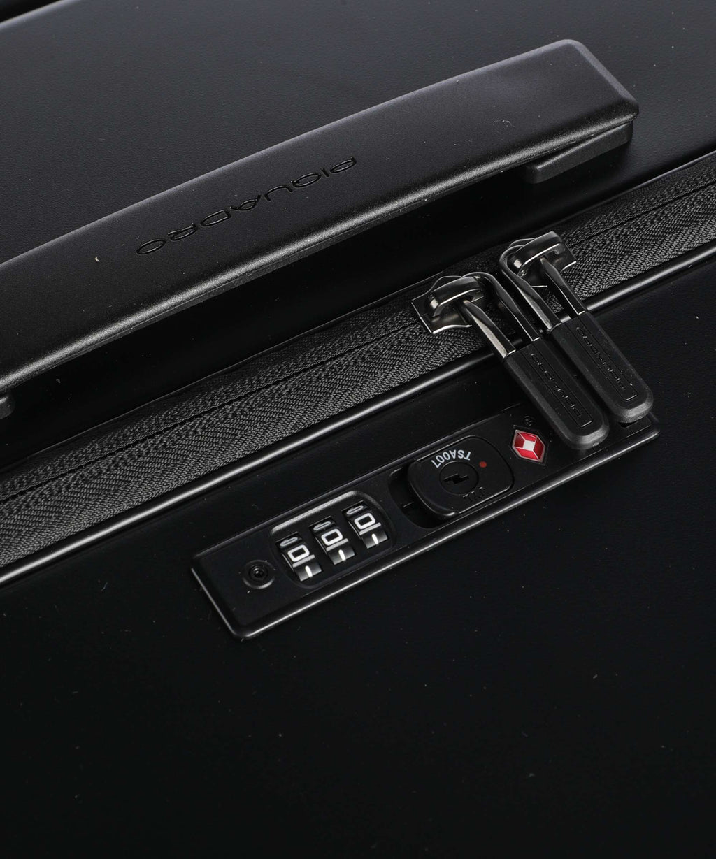 Piquadro PQ Light Spinner (4 wheels) black