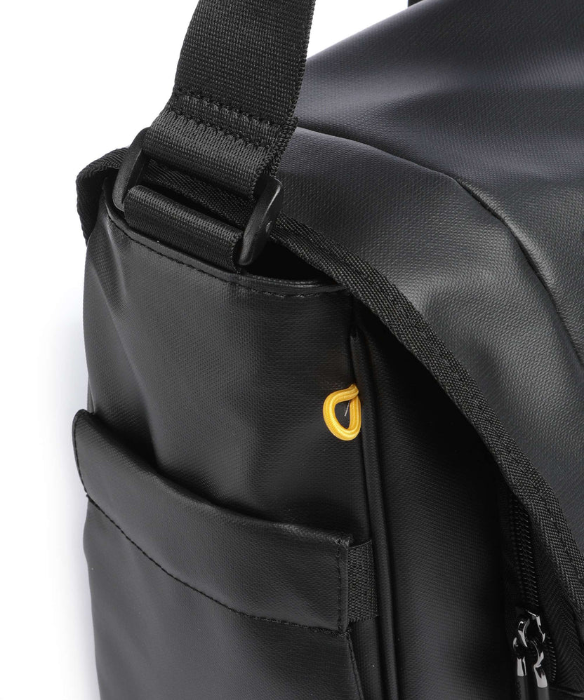Mandarina Duck Eco Coated Messenger bag black