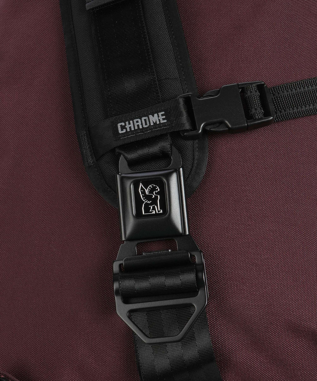 Chrome Citizen 24L Messenger bag royale