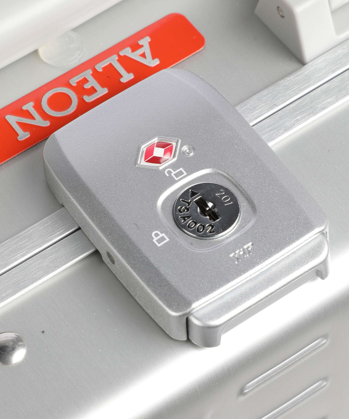 Aleon Classic 16 Vertical Briefcase platinum